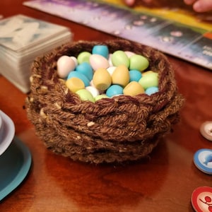 Wingspan Board Game bird nest for eggs