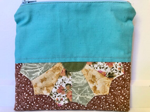 Handmade quilted patchwork lined pouch with zipper - image 2