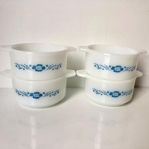 Set of four Termocrisa Vintage Mexican Milk Glass Mini Casserole Dishes Blue Flower Design