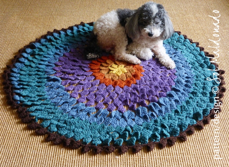 CROCHET PATTERN Pet Rug Crochet Pattern Flower Round Comfy Mat Photo tutorial Instant DOWNLOAD crochet pattern mat petfriendly