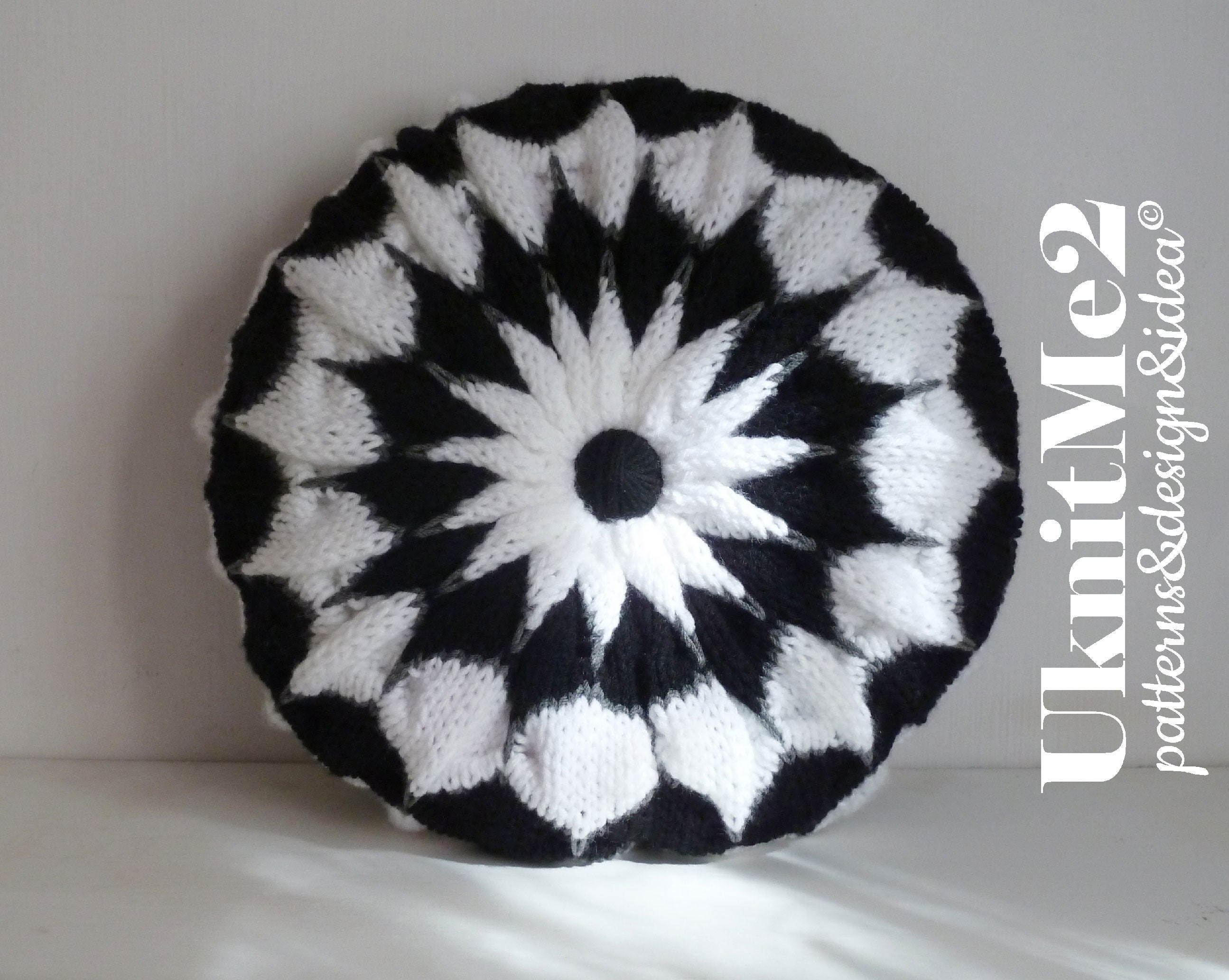 round pillow knitting pattern