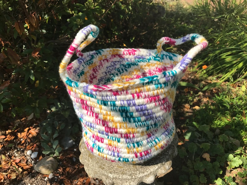 Multi-colored Clothesline Crocheted Basket image 5