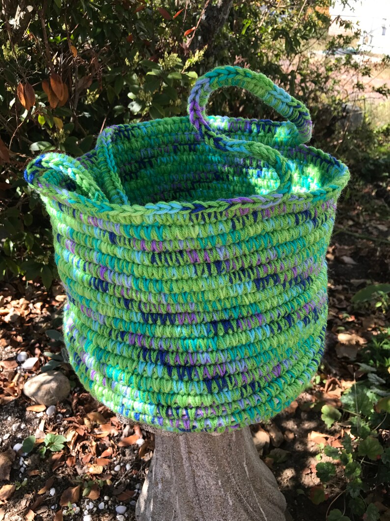 Multi-colored Clothesline Crocheted Basket image 9