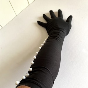Black Gloves, Wedding Gloves Bridal Gloves Long Pearl Gloves Formal Gloves Opera Gloves Black and White Long Gloves Black Full-Length Gloves