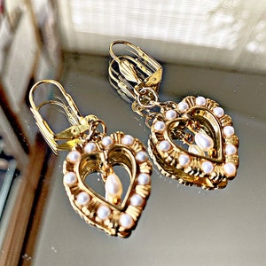 Love Heart Earrings Pearl Earrings Heart Earrings Bridal Baroque Pearl Earrings Boho Wedding Earrings Bridal Earrings Statement Earrings