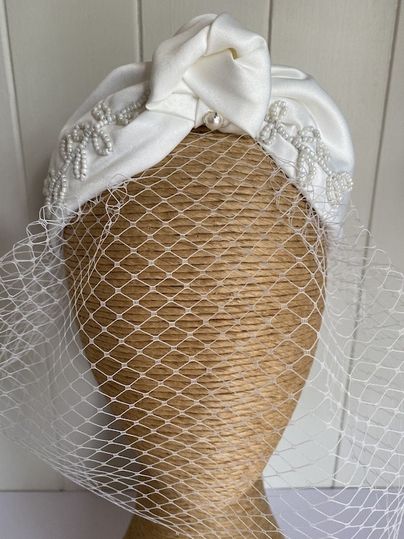 Ivory Headband Veil, Ivory Birdcage Veil, Wedding Birdcage  display picture 3