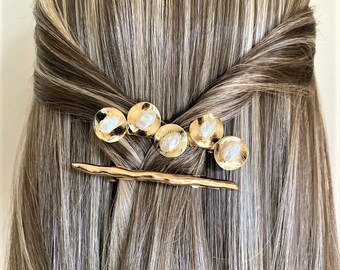 Pearl Barrette Hair Clip Pearl on Gold Coin Design Hair Clip Pearl Hair Clip Barrette Hair jewelry Hair Clip Accessories Hair Piece