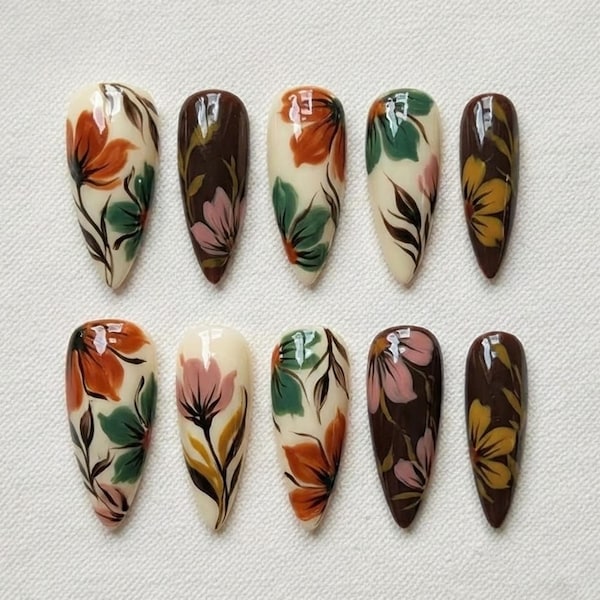 Flower Design Press On Nails: Brown and Floral Pattern, Elegant Nail Art