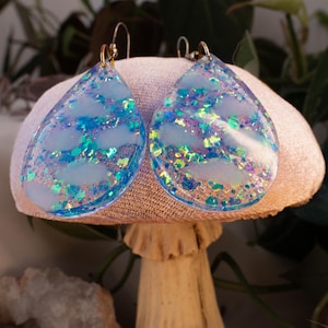 Glitzernde Wolkenohrringe