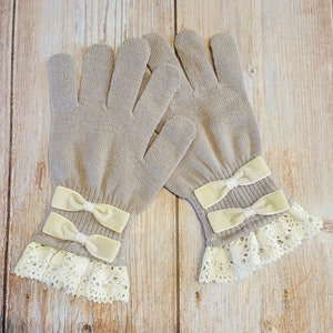 Made to Order: Double Bow Gloves Beige