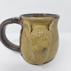Armadillo Stoneware Studio Art Pottery Mug Coffee Cup Handmade Brown