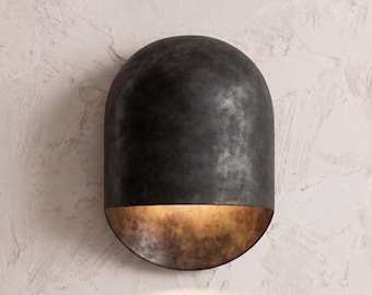 Lámpara de pared oxidada, aplique con pátina negra, iluminación rústica de estilo granja para exteriores.