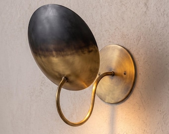 Kinkiet mosiężny, lampa ścienna w kolorze czarnej patyny, lampa dekoracyjna w stylu wabi sabi, rustykalna lampa wewnętrzna
