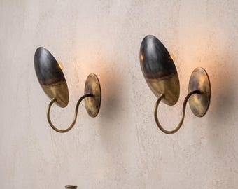 Zestaw 2 mosiężnych kinkietów, lampa ścienna w kolorze czarnej patyny, lampa dekoracyjna Wabi Sabi, rustykalna lampa do wnętrz