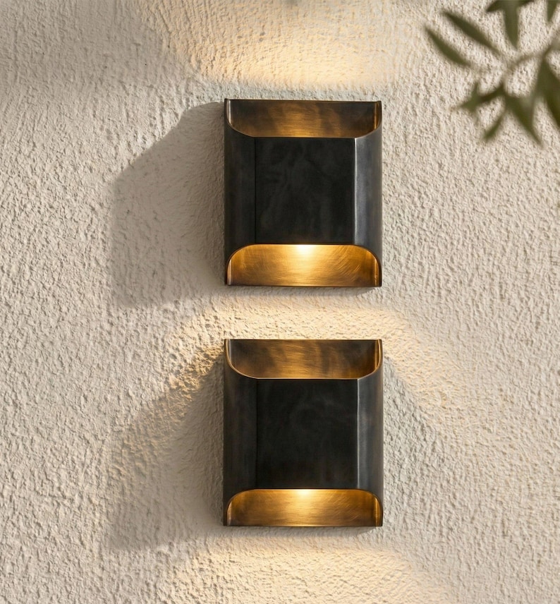 Bauernhaus Messing Wandleuchte, Außenwandleuchte mit schwarzer Patina, Bauernhaus Minimalist Wandleuchte Bild 8