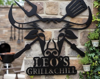Letrero metálico personalizado para parrilla y relax, letrero metálico para barbacoa, arte personalizado para barbacoa con nombre, decoración de pared para cocina exterior, regalo para él.