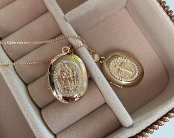 Gepersonaliseerde kruismedaillon met foto, gouden ovale ketting 18 kt vergulde gedenksieraden aandenken
