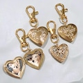 Personalized Photo Locket Keychain, Custom Heart Picture Keychain,Gold Vintage Heart Locket,Memorial Gift for Loved Ones, Pet Photo Keychain
