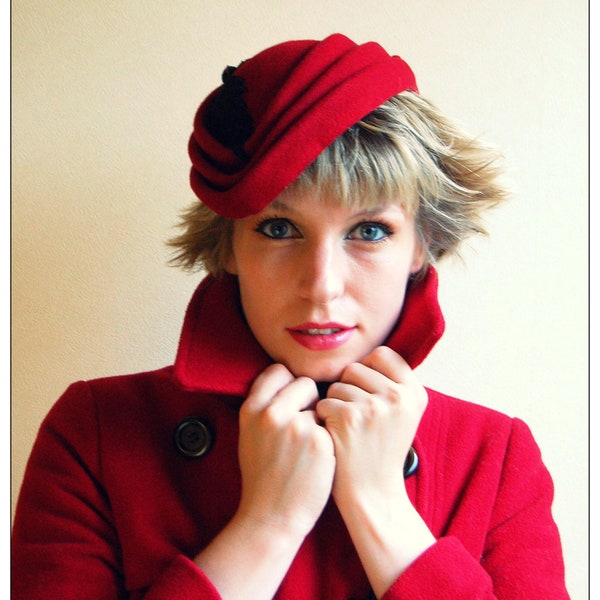 Cocktail hat Garnet Folds vintage style lace and garnet flower hat