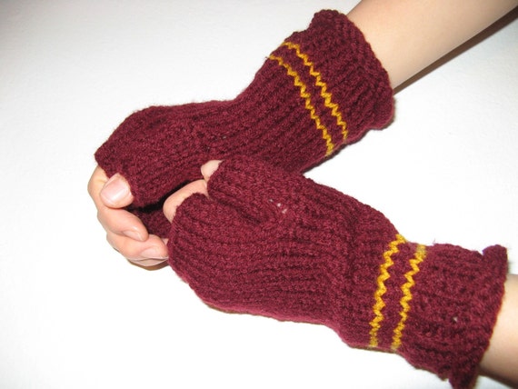 Items similar to Mrs. Weasley's Knitted Hand Warmer on Etsy