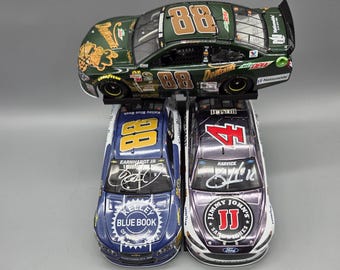 3 Car 1x2 Slanted Freestanding Display 1/24 Scale