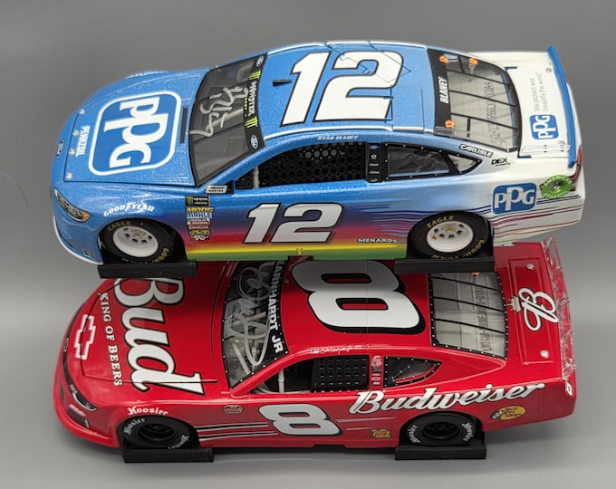 2 car slanted freestanding display 1/24 scale