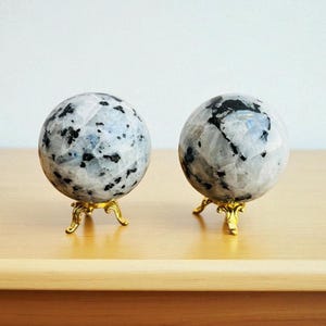 Flashy Rainbow Moonstone Crystal Sphere | Moonstone Carved Ball Gift Polished Healing Stone for Intuition & Emotional Balance 60-65MM