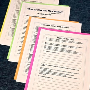 Puede incluir: Una pila de hojas de trabajo impresas con bordes coloridos. La hoja superior es amarilla, seguida de verde, naranja y rosa. El texto incluye "Comprehension & Analysis Questions", "And of Clay Are We Created" y "Creative Writing".