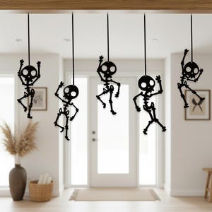 Hangende dansende skeletten Halloween-decorset, 5-delig spookachtig metalen decor, dansende skeletten hangende ornamenten, spookachtige hangende set