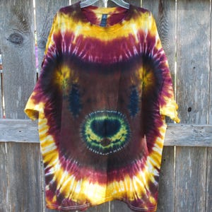 Adult unisex tie dye t-shirt | Bear design | &quot;Cubs only&quot;