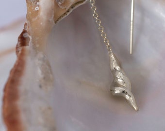Seashell Earrings Dangle, Silver Shell Earring for Women, Silver Threader earrings, Seashell Earrings, Drop Earrings, Fossil Dangle Earrings