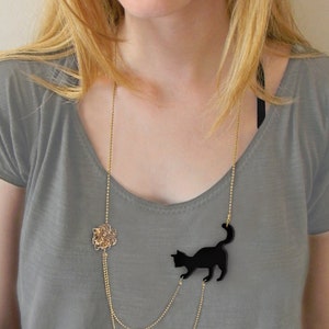 Kitten Necklace, Black cat necklace, cat girl gift, Mom of cats gift, animal lover jewelry, cat with yarn, statement pendant, cat with wool image 9