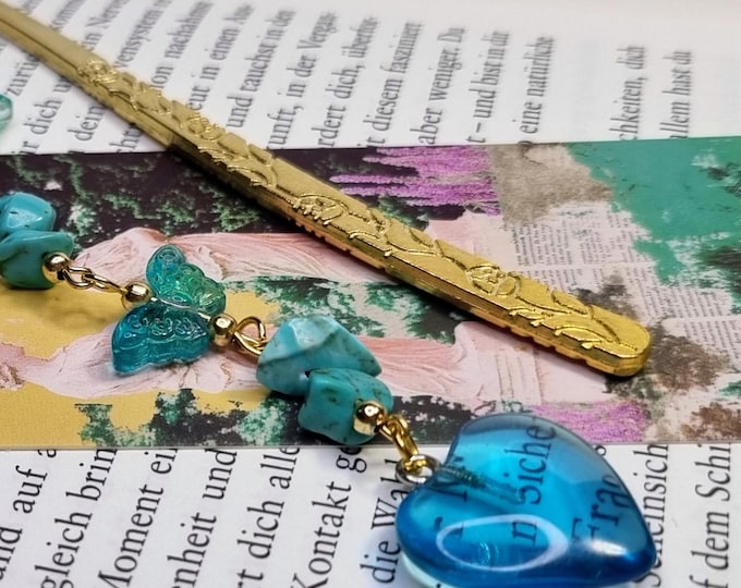 Lesezeichen aus Metall mit blauen Steinsplittern, Glas-Herz & Glas-Schmetterlinge