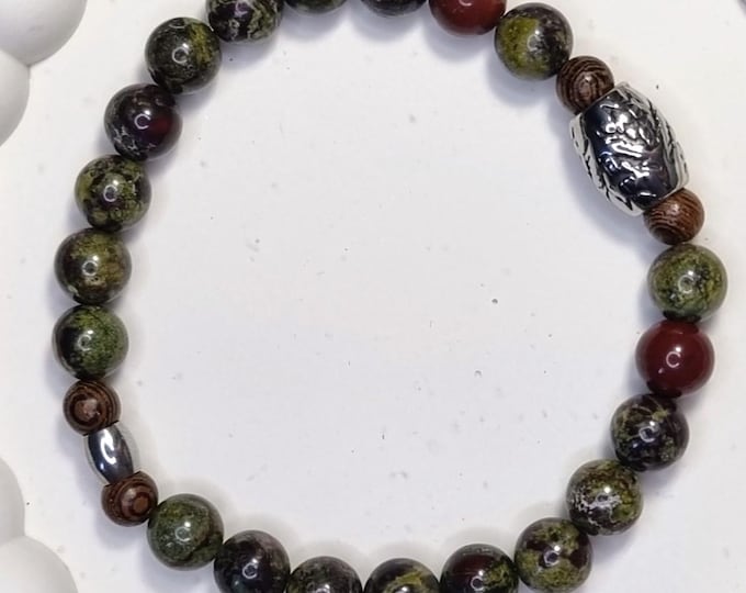 Herrenarmband Drachenblutstein 8 mm •mit Wolfsmotiv aus Edelstahl