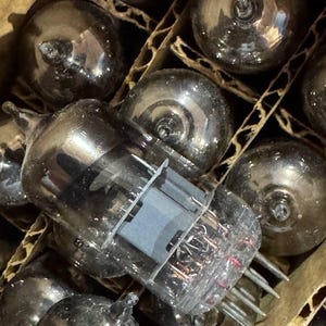 6N2P / 6Н2П Vacuum Tubes – Lot of 10 pcs, NOS, USSR Vintage