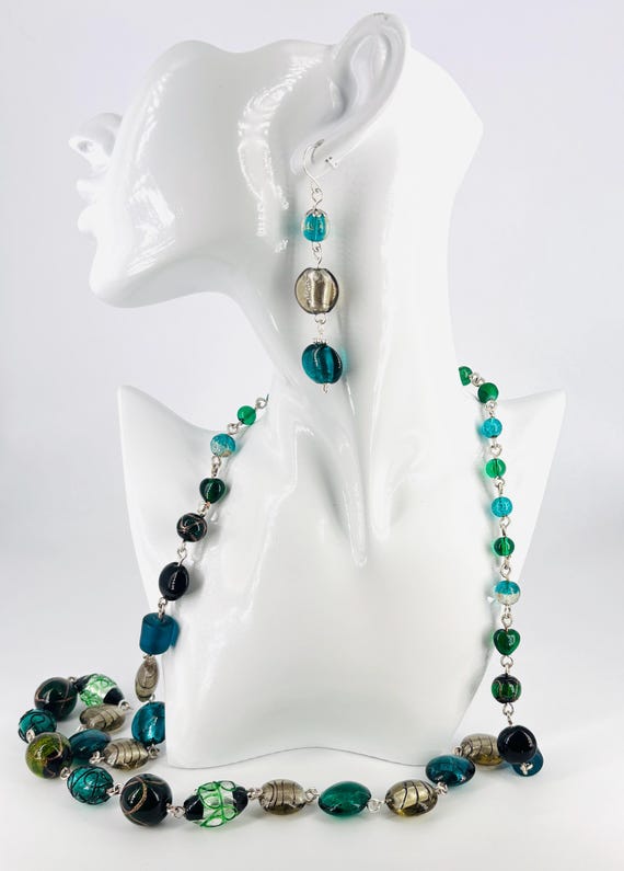 Green, turquoise and silver beads linked necklace + free earrings