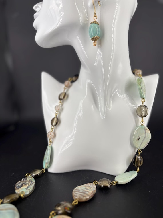 Czech glass & Tibetan Agate linked necklace + free matching earrings