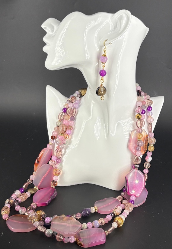 Luminescent pink-purple Agate & Czech Glass bead Statement Necklace + earrings. Biggest jewellery trends 2026.