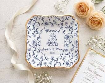 Personalized Engagement Ring Dish, Custom Wedding Jewelry Dish, Married Couple Gift, Bridal Shower Keepsake For Her