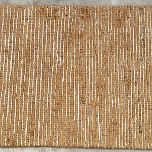 Hand Braided Wool Rug: Chunky Knit, Natural Texture, flat weave