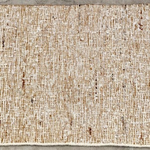 Handwoven New Zealand Wool Rug: Beige Flat Weave Area Rug