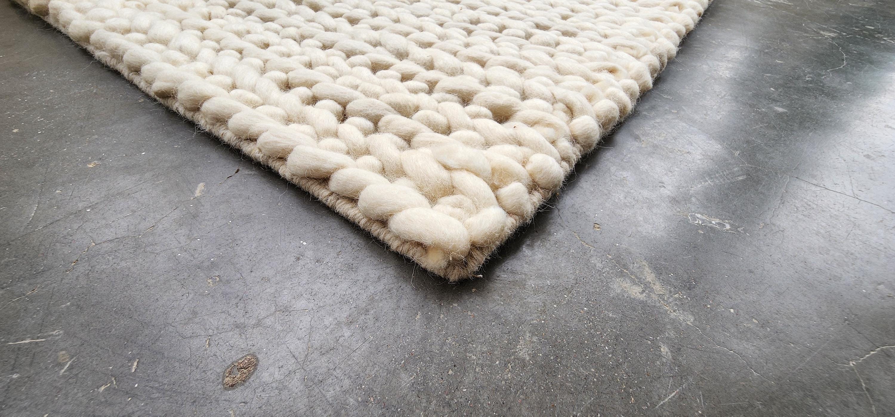 モダンデザイン☆エレガントなラグ クリーム⁄ベージュ 122x183cm (ラグ