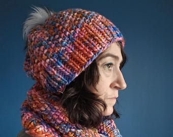 Bulky Knit Hat with Faux Fur Pompom