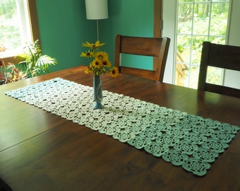 Vintage Crochet Doily Table Runner: Turquoise to Beige, 15x47.25