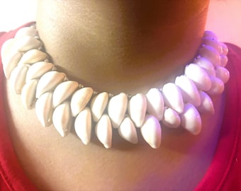 Handgemachte Kauri Muschel Schmuck Set: Boho Kette & Ohrringe