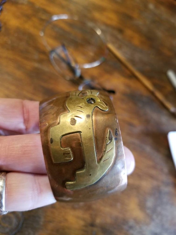 Signed copper dog bracelet - image 3