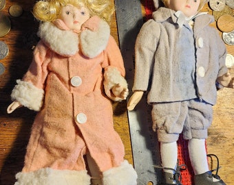 Dutch style doll pair ceramic dolls