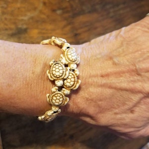 Cute turtle bracelet,  wrap around adjustable