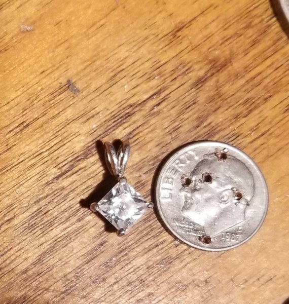 Simple sterling diamond drop pendant - image 2