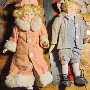 Dutch style dolls pairs porcelain